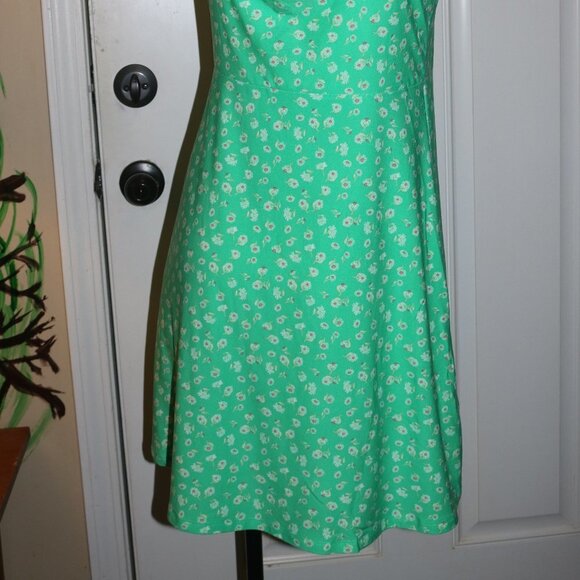 Sonoma SO cute green floral sundress size large NWT around knee length - Picture 8 of 8